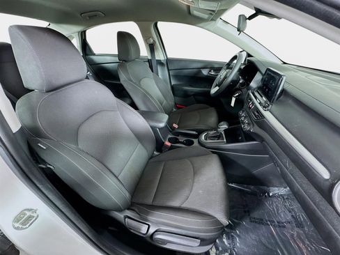 Used 2020 Kia Forte LXS image 26