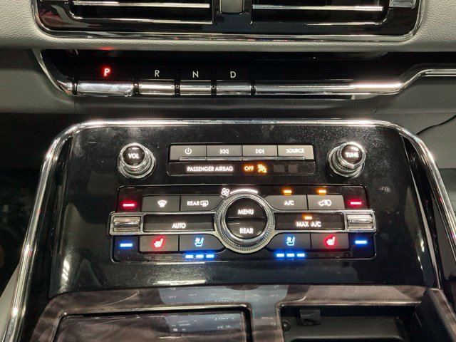 Used 2019 Lincoln Navigator Reserve AWD/4WD image 42