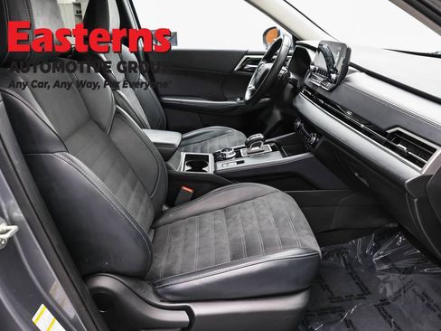 Used 2024 Mitsubishi Outlander SE FWD image 23