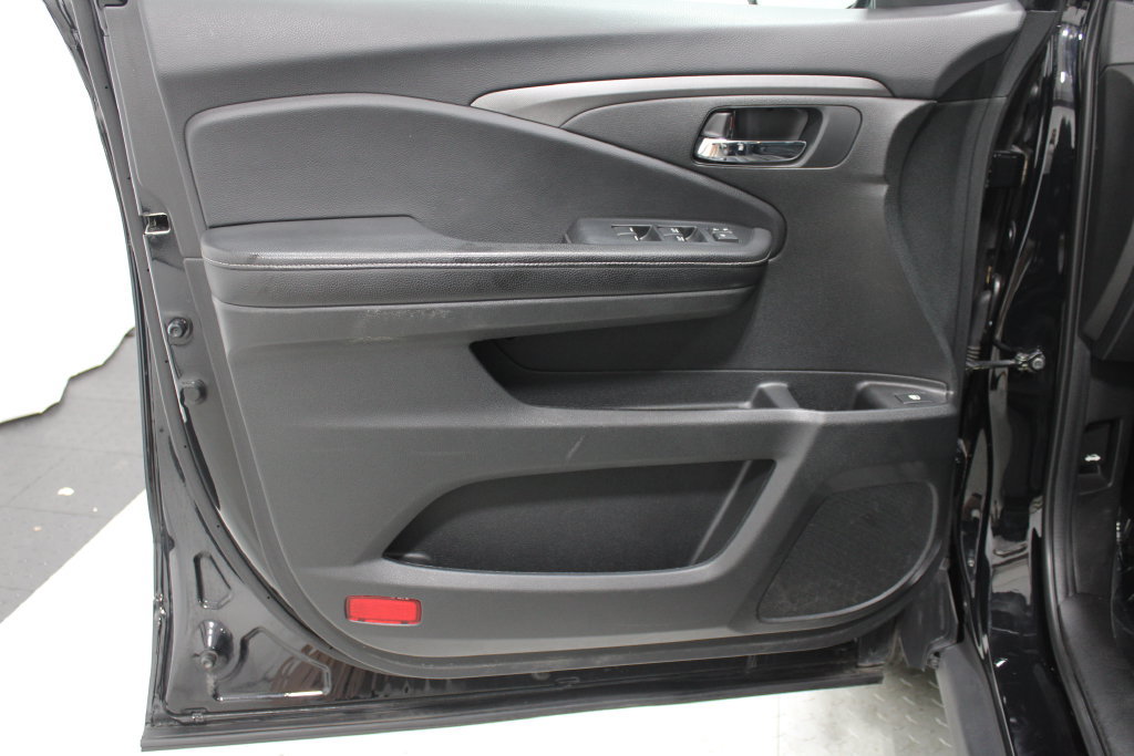 Used 2021 Honda Ridgeline Sport image 9