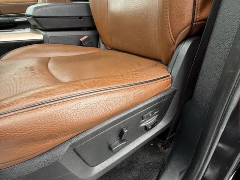 Used 2015 RAM 1500 Laramie Longhorn w/ Convenience Group AWD/4WD image 14