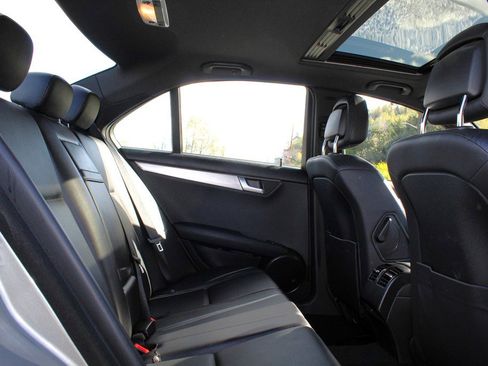 Used 2012 Mercedes-Benz C 300 4MATIC Sedan image 19