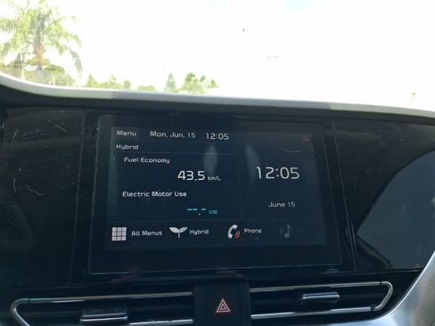 Used 2020 Kia Niro Touring FWD image 24