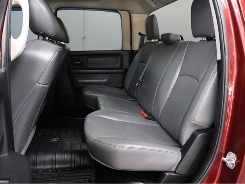 Used 2018 RAM 2500 Tradesman RWD image 17
