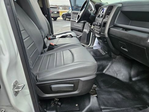 Used 2019 RAM 1500 Tradesman AWD/4WD image 23