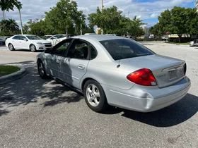 Used 2002 Ford Taurus SE FWD image 7