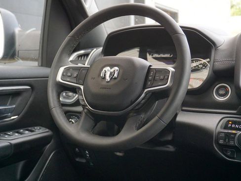 Used 2025 RAM 1500 Big Horn AWD/4WD image 36