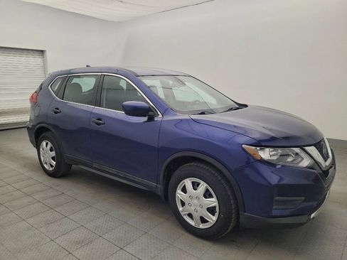 Used 2020 Nissan Rogue S FWD image 11