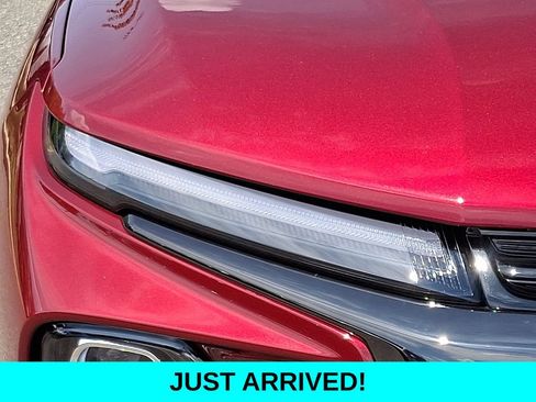 Used 2025 Chevrolet TrailBlazer RS w/ Convenience Package AWD/4WD image 9