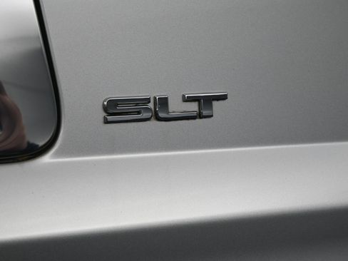 Used 2017 GMC Yukon XL SLT image 21