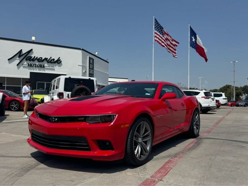 Used 2015 Chevrolet Camaro SS w/ RS Package RWD image 1