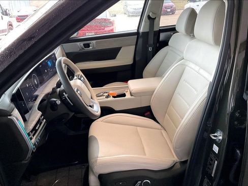 Used 2025 Hyundai Santa Fe Calligraphy image 24