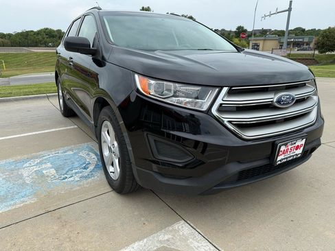 Used 2017 Ford Edge SE AWD/4WD image 4