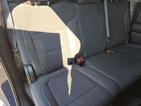 Used 2021 Chevrolet Silverado 1500 LT image 21