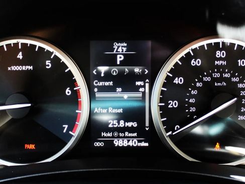 Used 2015 Lexus NX 200t FWD w/ Luxury Package image 14