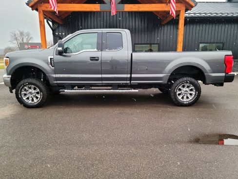 Used 2019 Ford F250 XLT image 28