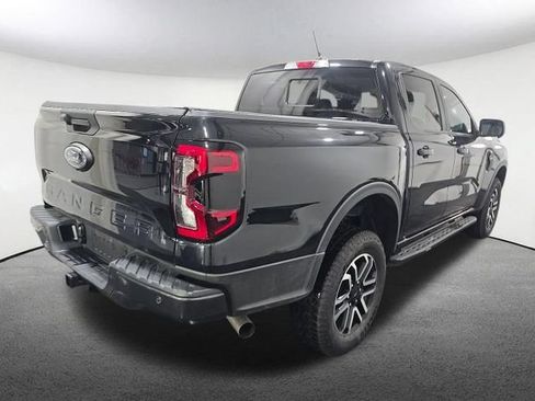 Used 2025 Ford Ranger Lariat w/ Advanced Towing Package AWD/4WD image 2