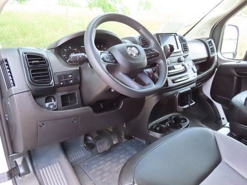 Used 2026 RAM ProMaster 2500 w/ Convenience Group FWD image 20