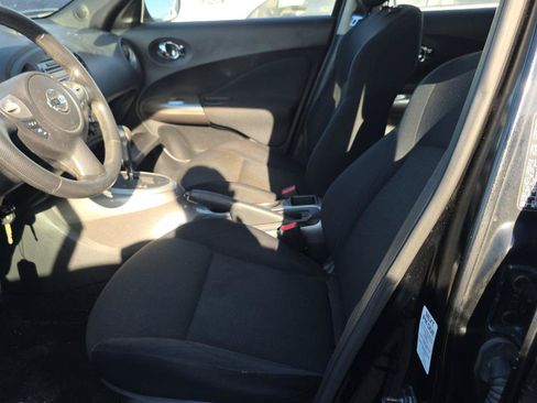 Used 2014 Nissan Juke S FWD image 7