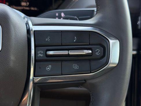 Used 2025 GMC Yukon Elevation w/ Elevation Premium Package image 37