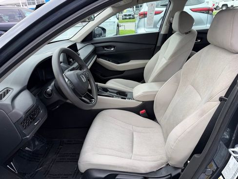 Used 2023 Honda Accord LX image 15