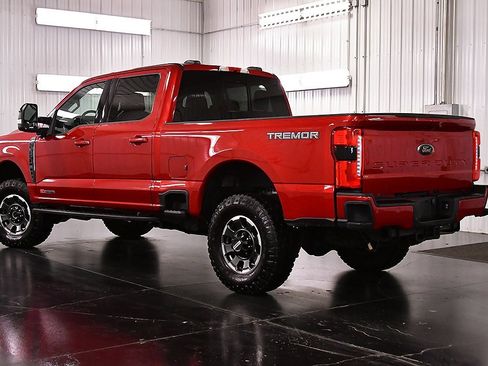 Used 2024 Ford F350 Lariat w/ Lariat Ultimate Package image 5