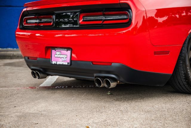 Used 2015 Dodge Challenger R/T w/ Quick Order Package 28B R/T RWD image 34