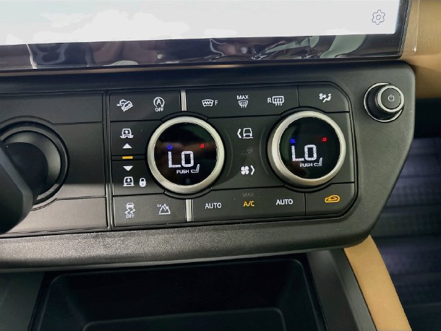New 2026 Land Rover Defender 110 S AWD/4WD image 17