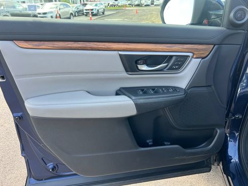 Used 2017 Honda CR-V EX-L image 9