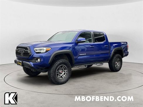Used 2022 Toyota Tacoma TRD Off-Road w/ TRD Premium Off Road Package image 1