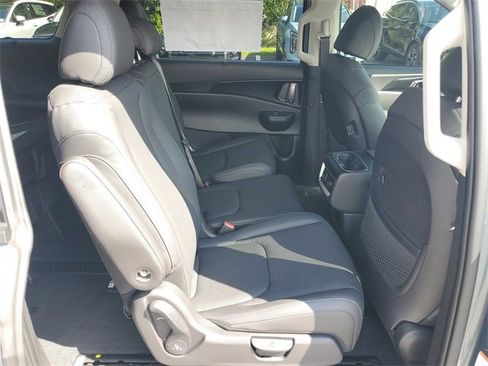 New 2026 Kia Carnival SX Prestige image 16