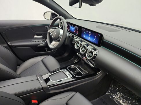 Certified 2026 Mercedes-Benz CLA 250 image 18