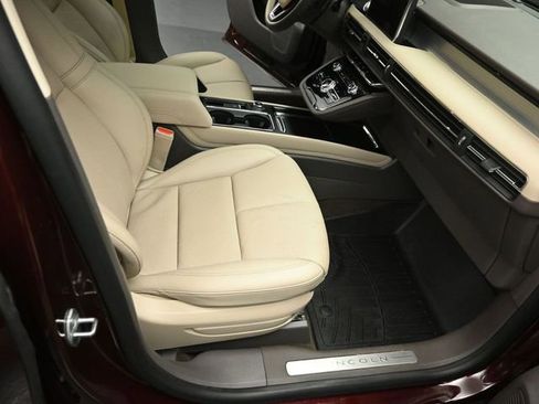 Certified 2021 Lincoln Corsair AWD w/ Premium Package image 28