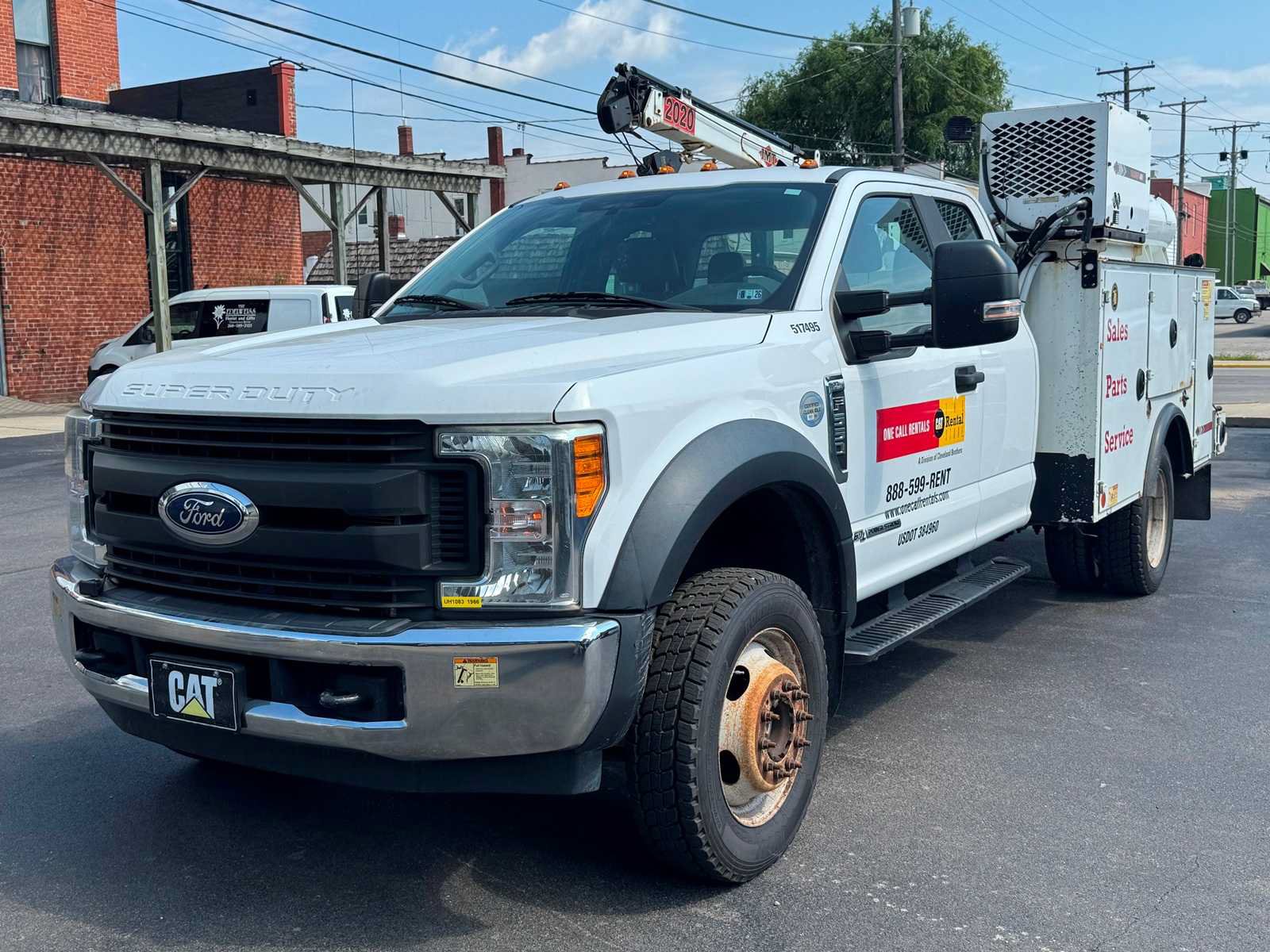 Used 2017 Ford F550 4x4 SuperCab Super Duty image 1
