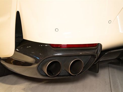 Used 2019 Ferrari 812 Superfast RWD image 41