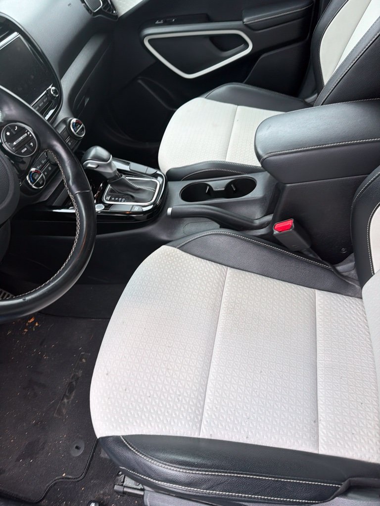 Used 2023 Kia Soul GT-Line FWD image 10