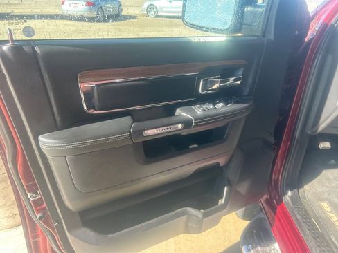 Used 2016 RAM 1500 Laramie w/ Convenience Group AWD/4WD image 13
