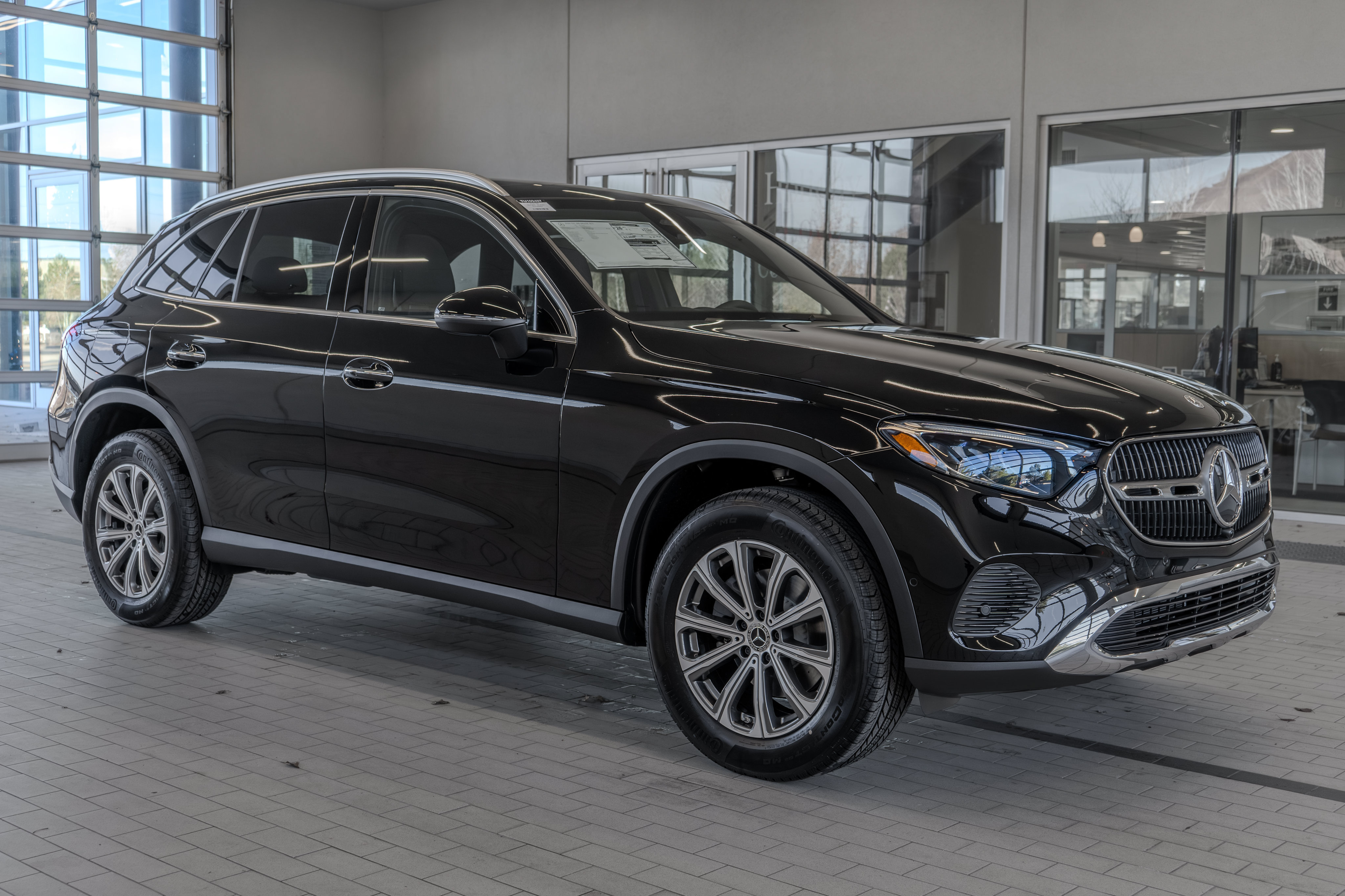 Used 2026 Mercedes-Benz GLC 300 4MATIC image 12