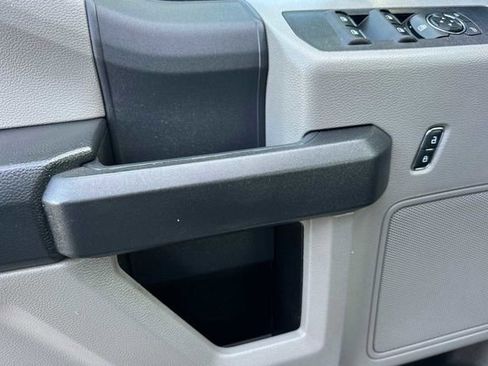 Used 2022 Ford F350 XL w/ Power Equipment Group image 9