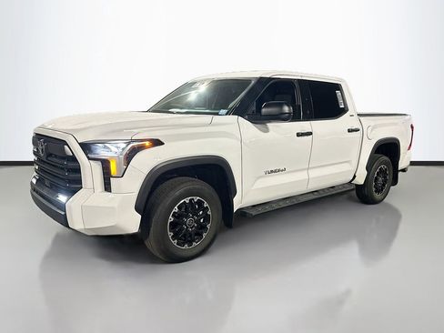 Used 2023 Toyota Tundra SR5 image 3