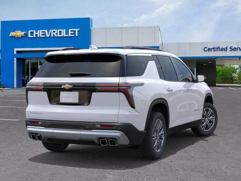 New 2026 Chevrolet Traverse LT w/ Driver Confidence Package FWD image 4