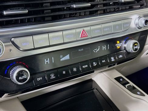 Used 2022 Kia Telluride SX w/ Nightfall Edition Package image 19