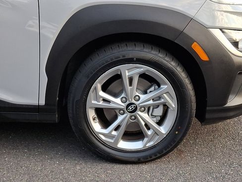 Certified 2023 Hyundai Kona SEL AWD/4WD image 8