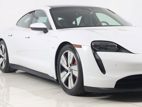 Used 2020 Porsche Taycan 4S image 50