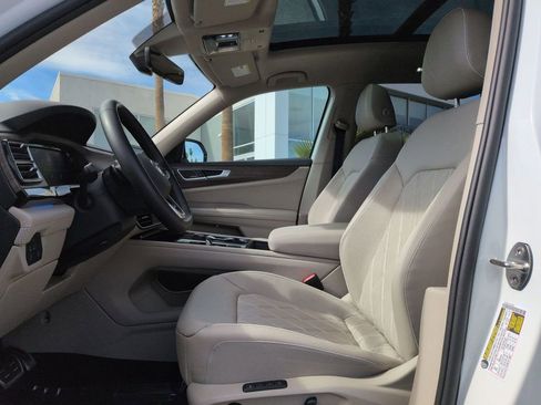 Used 2026 Volkswagen Atlas SEL Premium R-Line image 16