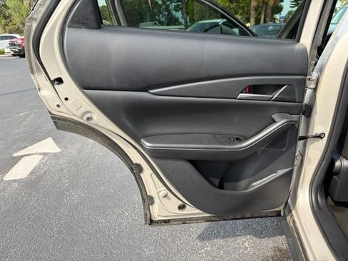 Used 2023 MAZDA CX-30 AWD 2.5 S w/ Select Package image 13