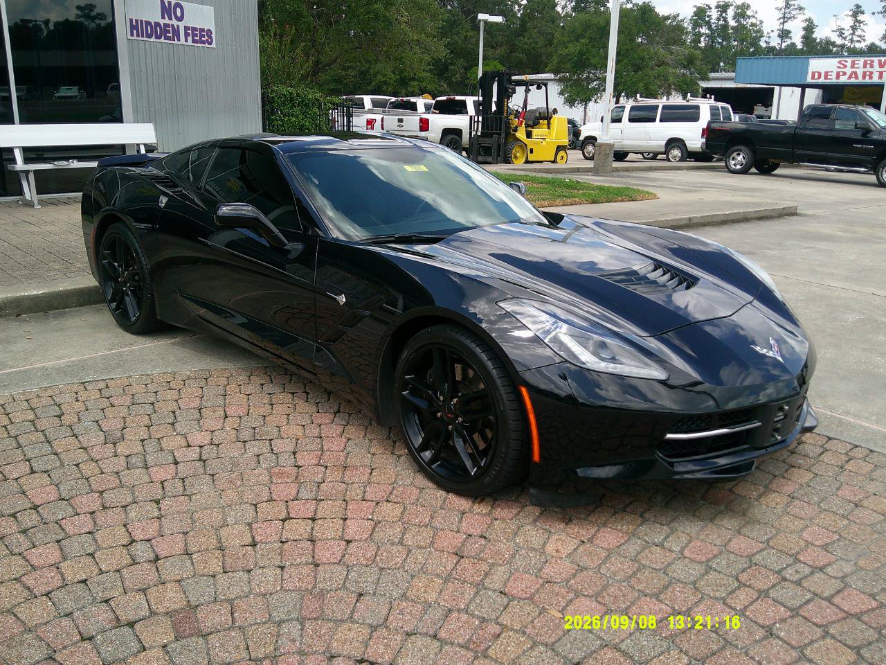 Used 2019 Chevrolet Corvette Stingray Coupe w/ Z51 1LT RWD image 5