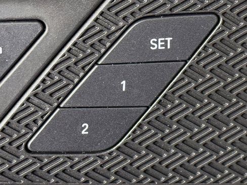 Used 2023 BMW X1 xDrive28i w/ Convenience Package image 33