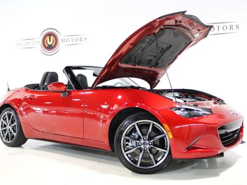Used 2016 MAZDA MX-5 Miata Grand Touring RWD image 44