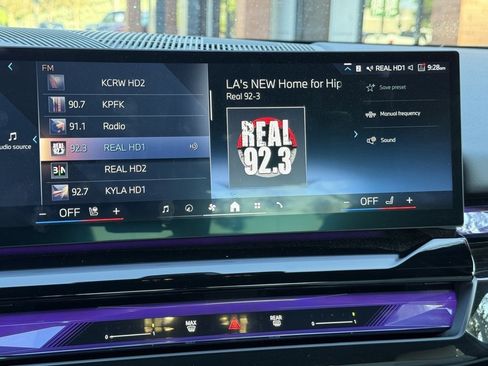 Used 2025 BMW i5 xDrive40 w/ Premium Package image 25